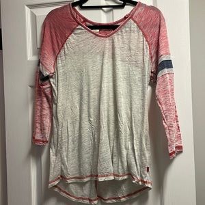 Levi’s red,white and blue baseball tee